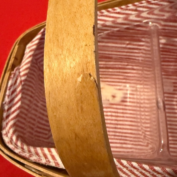 Longaberger Med. Vegetable Basket With Red/Wht Candystripe Liner and Protector - Picture 9 of 9